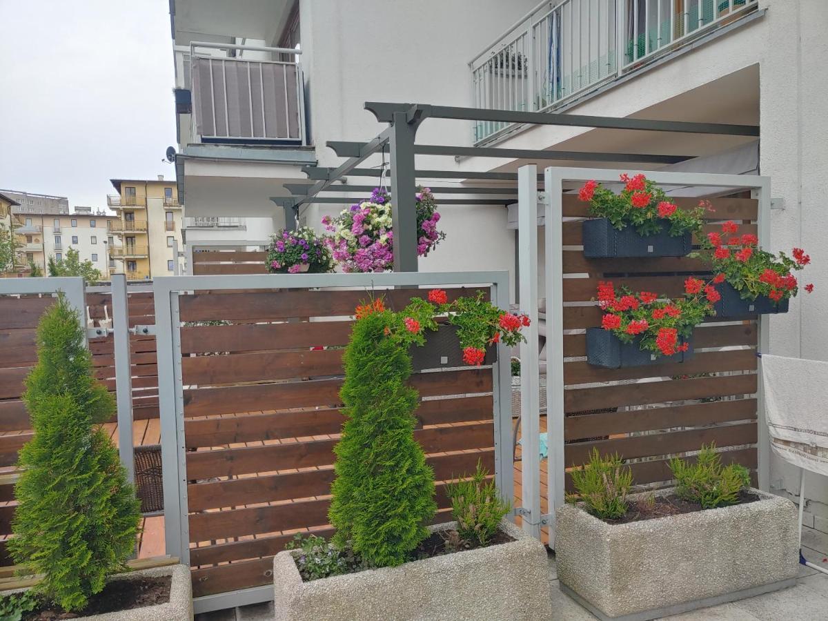 Swinoujscie Platan Patio 6 - Berry Apartments Экстерьер фото
